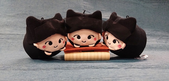 「くろごちゃんもちころりん」3つ並べた図