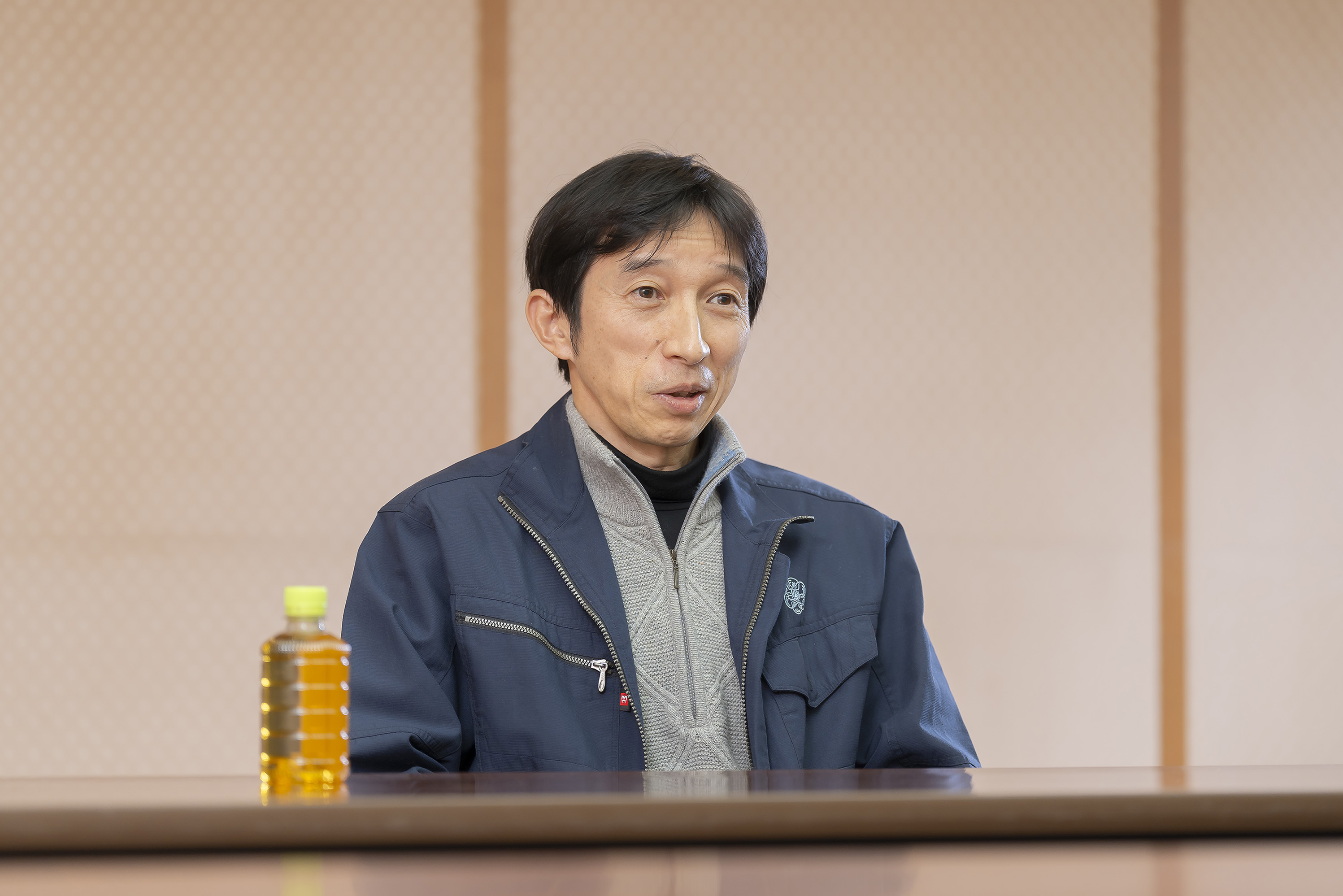 文楽劇場職員になった頃の様子を話す村尾室長