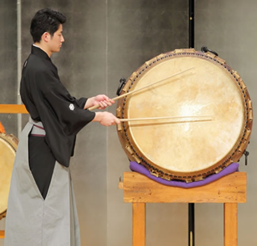 鳴物とは 独立行政法人 日本芸術文化振興会 鳴物とは 独立行政法人 日本芸術文化振興会